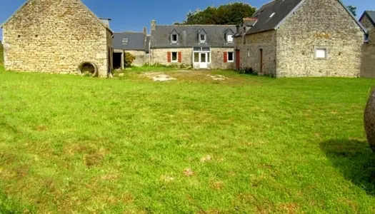 Dpt Finistère (29), à vendre COMBRIT propriété P4 de 280 m²  avec granges- Terrain de 1 166 m² 