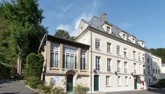 Opportunité d'Investissement : Résidence "Le Manoir - Colisée" à Bray-et-Lû (LMNP)