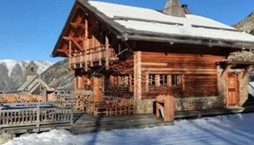 UNIQUE CHALET INDIVIDUEL SUR LES PISTES