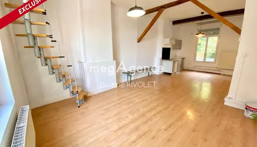 Maison 2 pièces 115 m² 