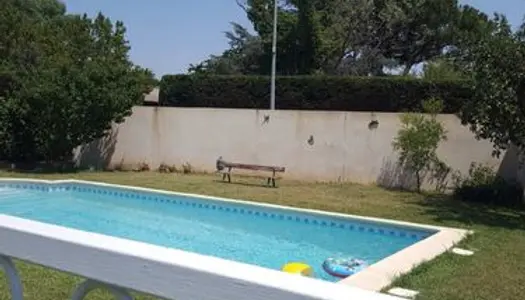 Maison t4 avec piscine, jardin et garage
