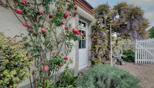 Longère au charme d'antan et son jardin paysager