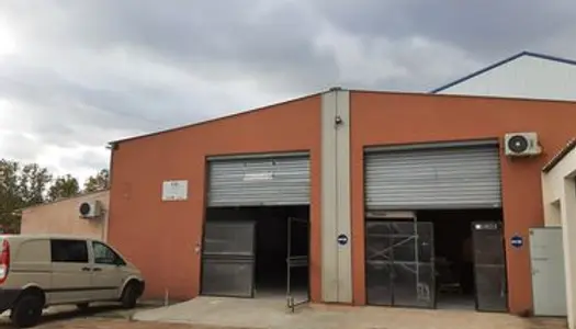 Location local, hangar, atelier 140m²