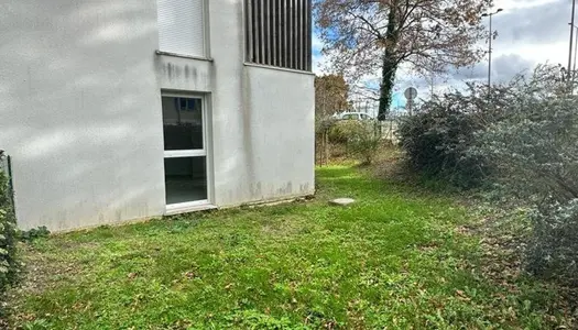 SOUS COMPROMIS Appartement en rez-de-jardin - proche Le Haillan 