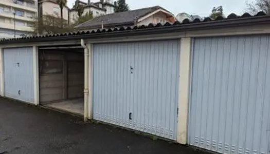 Garage box 