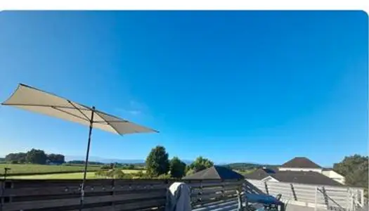 Location appartement / terrasse avec vue sur la chaîne des Pyrénées 