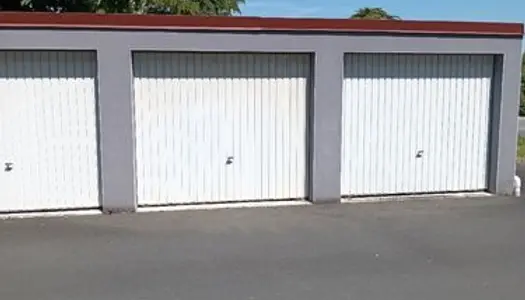 A louer garage box 