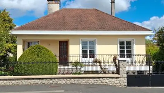 Particulier vend maison individuelle sur terrain clos