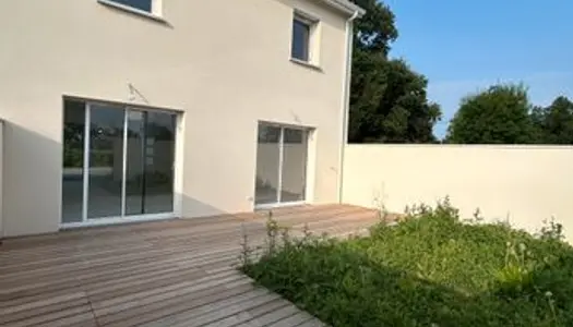 Maison 5 pièces 93 m² 