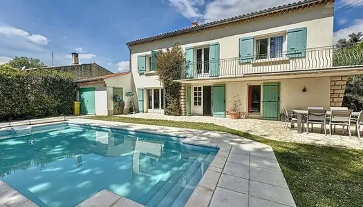 Maison 8 pièces 165 m²