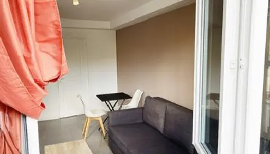 Studio meublé de 20 m carré à louer à Corbeil-Essonne, quartier Robinson la nacelle, idéal 