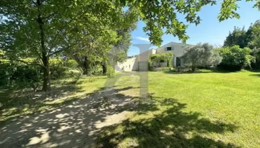 Villa 6 pièces 166 m²