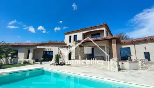 Villa 8 pièces 260 m² 