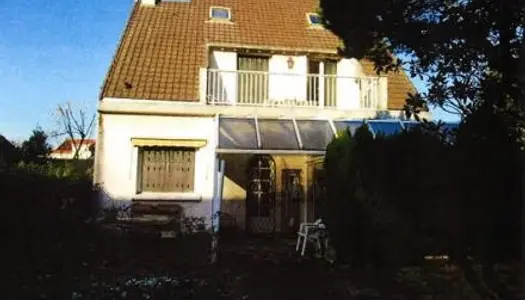 Maison 6 pièces 142 m² 