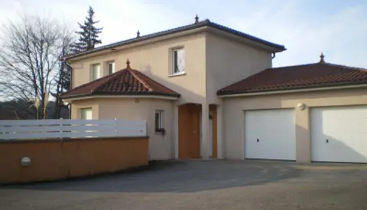 Maison 5 pièces 144 m² 