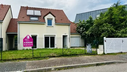 Maison 6 pièces 96 m² 