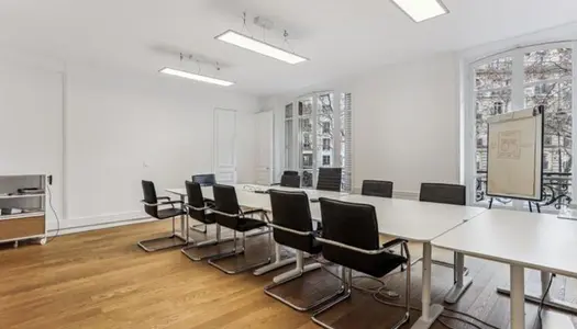 Bureaux 113 m² 