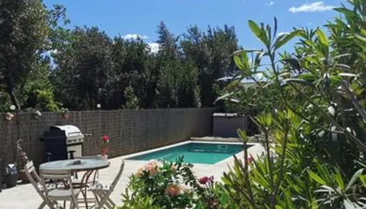 Villa en viager avec piscine en centre-ville de Lézignan-Corbières 