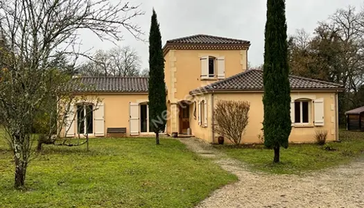 Belle Maison Moderne de 3 Chambres à Cubjac, en Dordogne (24)
