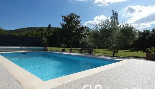 Villa 5 pièces 140 m² 