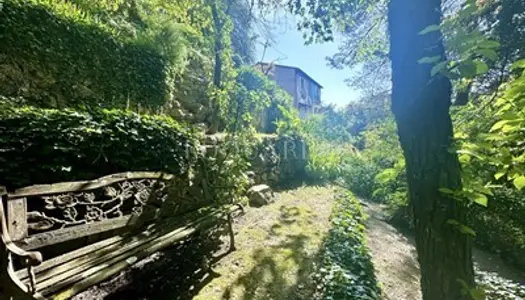 Proche du charmant village artistique de Gorbio, à vendre charmante maison style provençale 