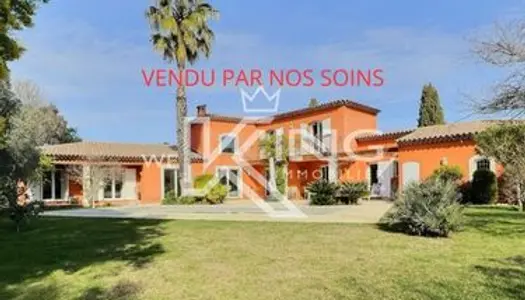 Villa 7 pièces 188 m² 