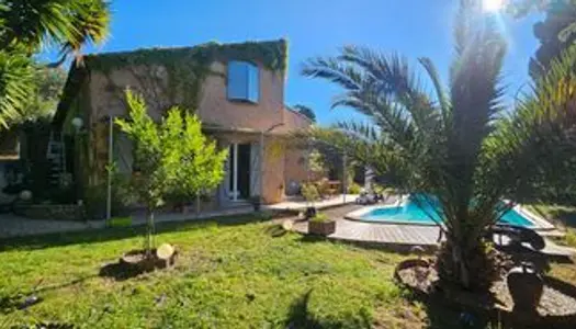 VILLA TOULON OUEST 150 m2 Les 4 Chemins des Routes 