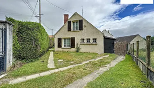 MAISON ANCIENNE EN PIERRES DE PAYS DE 82 M2 HAB. TERRAIN DE 