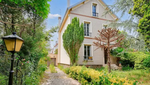 Maison 6 pièces 129 m² 