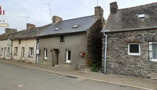 Rénovation complète en centre Bretagne pour cette petite maison !