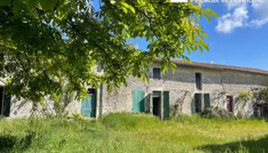 Maison 5 pièce(s), CHEF-BOUTONNE 