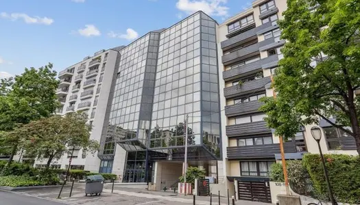 Bureaux 273 m² 