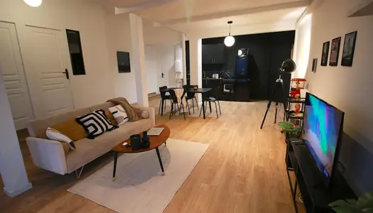 Maison 3 pièces 335 m² 