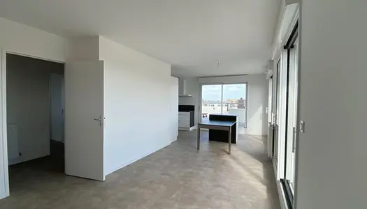 Appartement 4 pièces 79 m² 