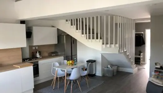 Appartement F4 Duplex dans résidence Privée 