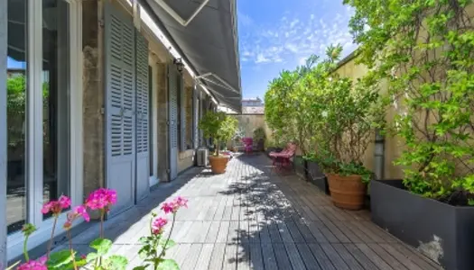 Exclusivité - Marseille 6ème - Splendide bourgeois de 147 m² avec Terrasse de 60m² au calme - 