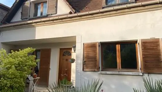 Maison 7 pièces 140m²