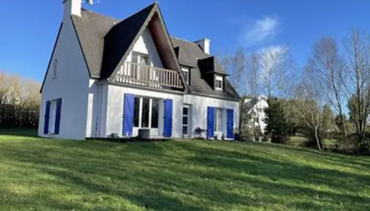 Charmante maison Néo Bretonne au calme avec son terrain de 3200 m2