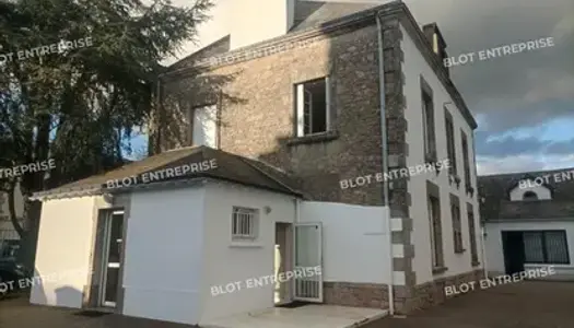 À LOUER - BUREAUX 450 m² - GUÉRANDE