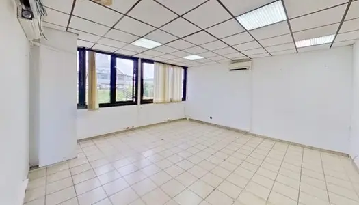 Bureaux 164 m² 