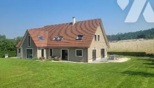 Maison 7 pièces 226 m² 