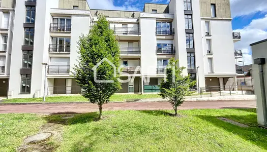 Saint Jean de La Ruelle, appartement 2 pièces avec balcon 