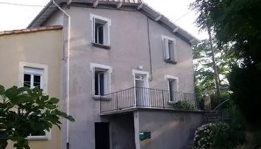 Maison - Villa Location Beauchastel 5p 85m² 700€