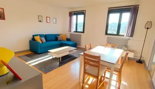 Appartement lumineux 78m2 à SENS proche gare 