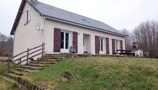 Propriété 2 maisons sur 4300m² 