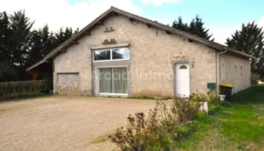 Maison 3 chambres, terrasse couverte et jardin d'env. 1500 m