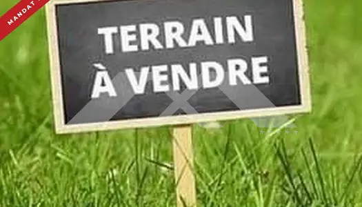 Vente Terrain 585 m² à Les Makes 99 000 €
