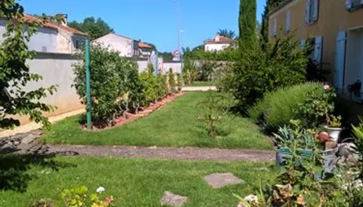 Maison de campagne avec piscine 