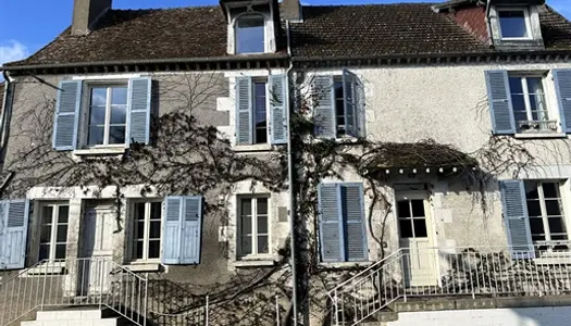 Ensemble immobilier de caractère sur St Thibault