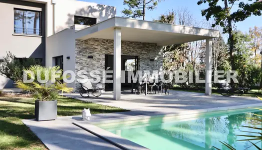 Vente Villa 203 m² à Saint-Cyr-Au-Mont-d'Or 1 545 000 €